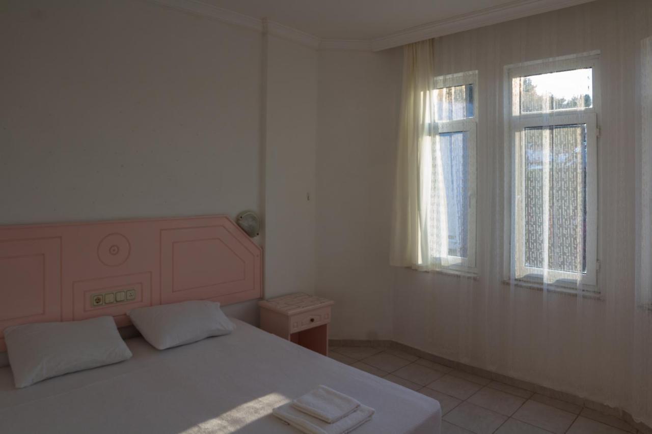 Pembe Kosk Apart Otel Fethiye Esterno foto