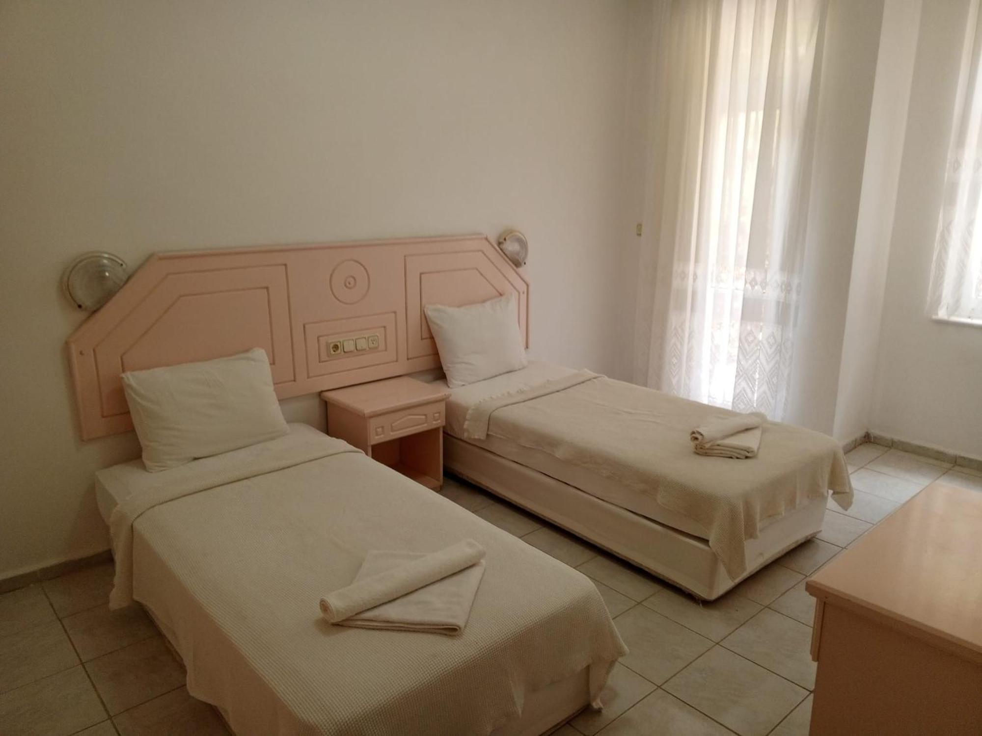 Pembe Kosk Apart Otel Fethiye Esterno foto